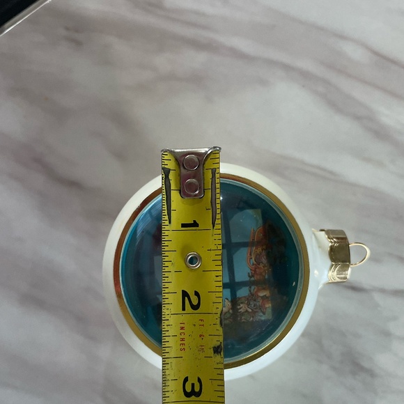 1980 HALLMARK PEAK THROUGH 3D CHRISTMAS ORNAMENT - Picture 11 of 11